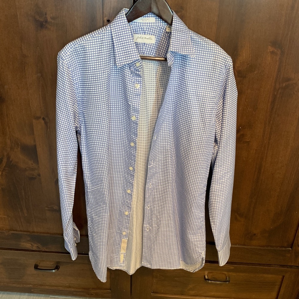 Men’s Dress Shirt